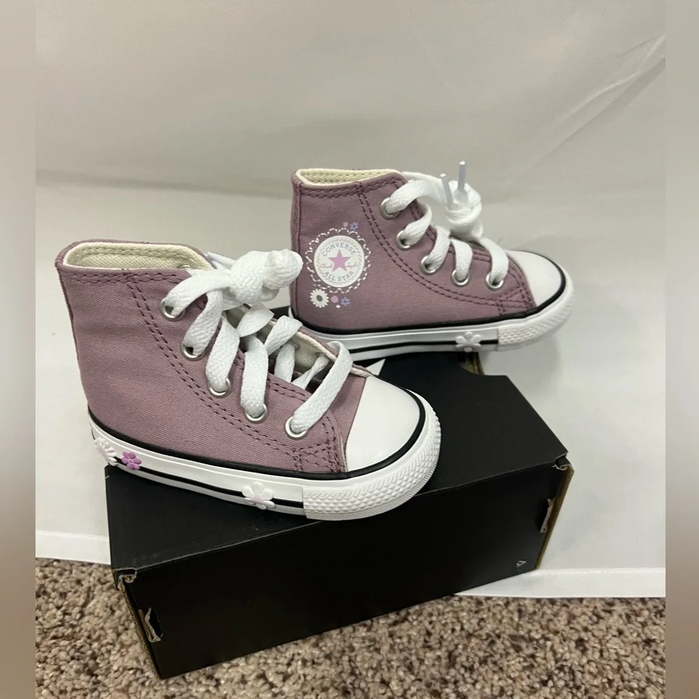 NEW CONVERSE Chuck Taylor Flower High-Top Sneaker Toddler Orchid